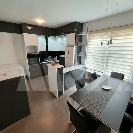Daire House For Rent Hrasnica